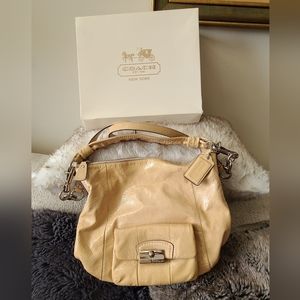 Large HoBo Style Coach Bag